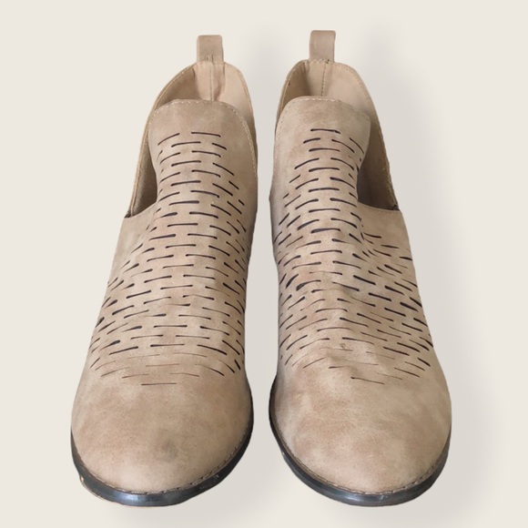 Rue21 Tan Ankle Boots - Picture 3 of 5